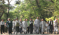 대구 사제단과 동화사 스님들의 산행